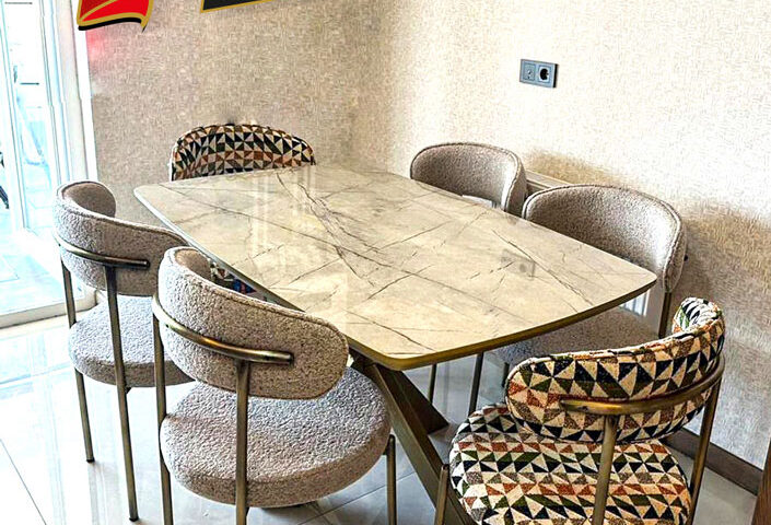 Lotus Gold Masa Takımı