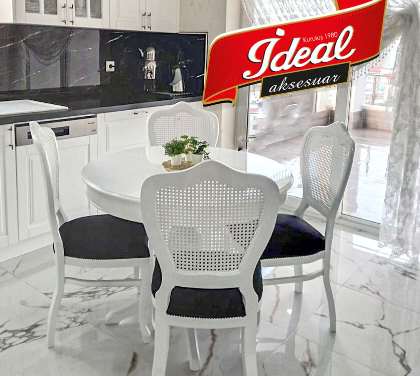 Yuvarlak Hasırlı Masa Takımı